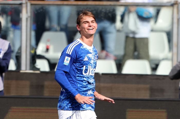 Tottenham hit the ground and regret it, Son Heung-min's successor was you. Super-special talent, crazy performance that rejected the highest transfer fee ever of 115 billion won → HERE WE GO soon