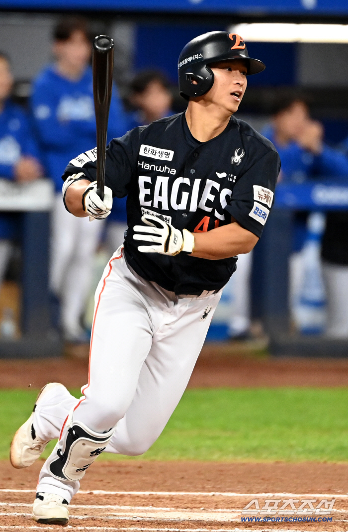 He also has a good defense and batting condition that can match one win. He started for two consecutive days in right field, and today he will burst. 