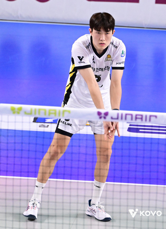Libero's debut match is a huge success...When I meet Hyundai, I'm like this. 151 minutes of blood fight → Chubby's upset loss! The Brazilian master's bitter inner thoughts 