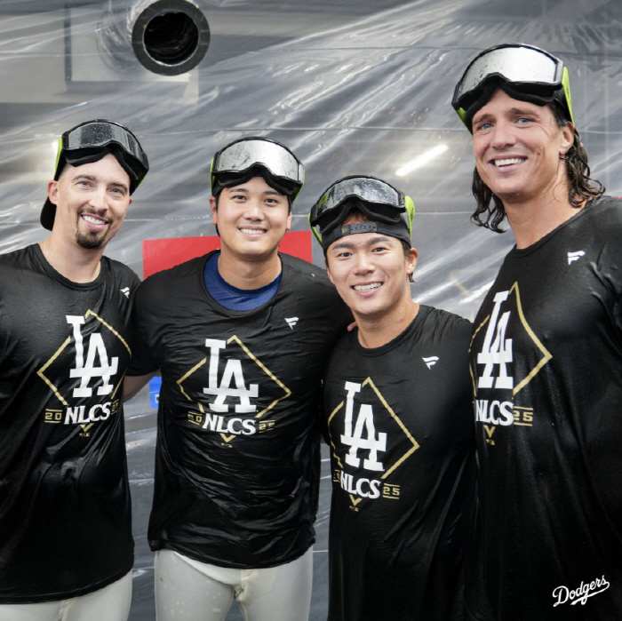  There is no reason to change the order of Snell→Yamamoto→Glassnow→Otani, and the Dodgers' WS rotation has been confirmed. What about Toronto?