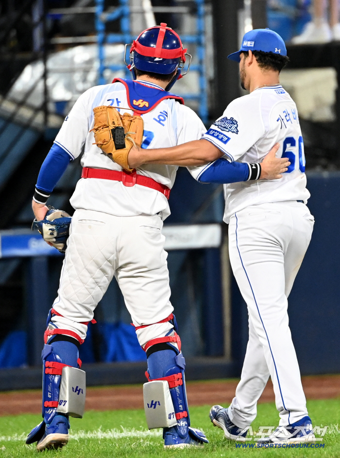  Garabito Kang Minho's battery is over the edge