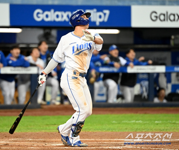  Kim Young-woong, a home run in consecutive at-bats, this time a three-run turnaround!
