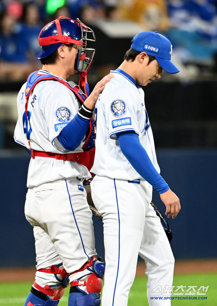  Won Tae-in, no outs, gave up the first and second base crisis