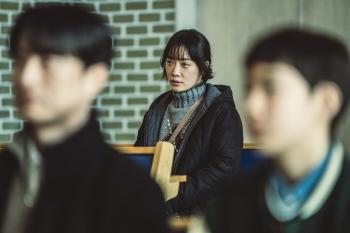 Redeemer Kim Hi-ra returns to the screen after controversy over school violence...You're more desperate for acting, you're more humble