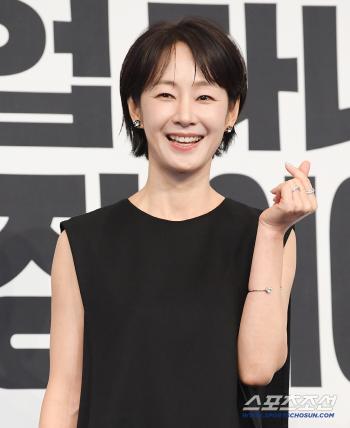 'The Story of Director Kim.' 'I was going to miss my mother who buffers the generation of husband and son.'