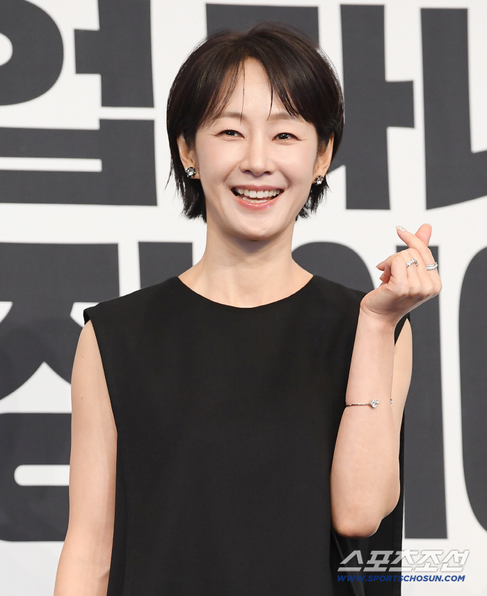 'The Story of Director Kim.' 'I was going to miss my mother who buffers the generation of husband and son.'