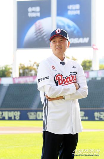  Kim Won-hyung, new head coach of Doosan Bears