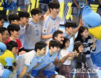  Korean Air won the season opener