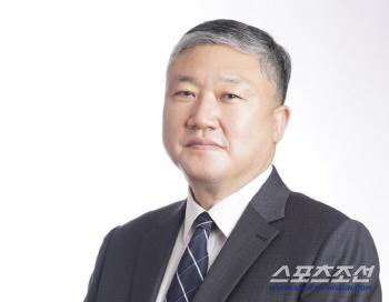 Professor Yoon Seok-joon of Korea University is the chairman of the Korean Society of Preventive Medicine…a bridge between policy and practice