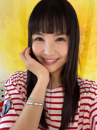 'Thinking a thousand times' Jang Young-ran cuts her bangs and makes a surprise transformation 