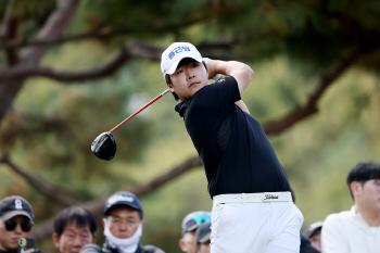 What kind of luck is this that the stage has changed to Ujung Hills, the land of glory. Kim Min-kyu, who drove 6 under par from the 1st round