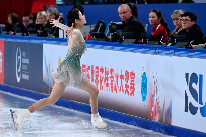 Cha Jun-hwan, a figure skater who is in trouble for jumping, ranked 7th in the Grand Prix short...女 Shin Ji-ah 4th → Lee Hae-in 7th (round)