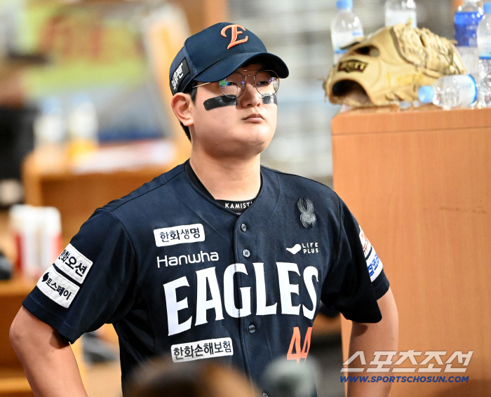 It's a waste to kill a player in the result theory. Veteran Baek Jeon's remarks...But why didn't he take the mound in Game 5?