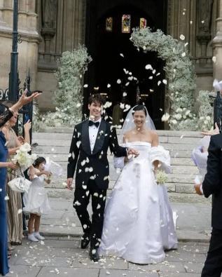 A Korean daughter-in-law of a French luxury 'Gukosi' family..'The best wedding in social circles'