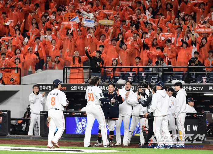 Let's go to Jamsil!Forget the humiliation of Game 1, 5 innings mission completed → TWICE really came out