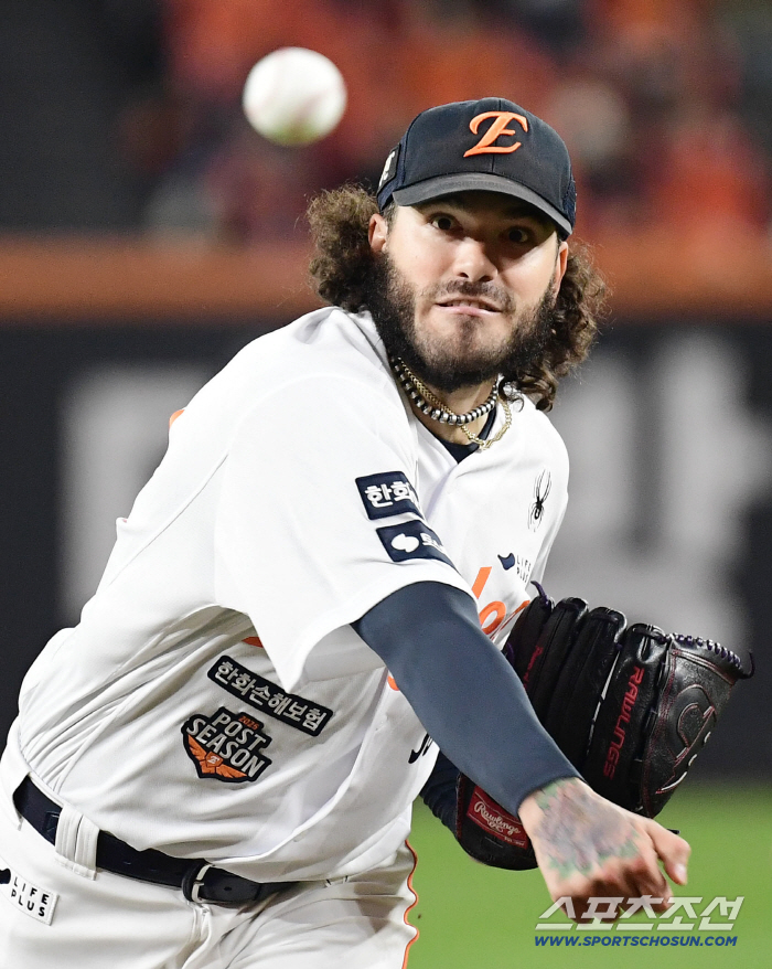 Let's go to Jamsil!Forget the humiliation of Game 1, 5 innings mission completed → TWICE really came out