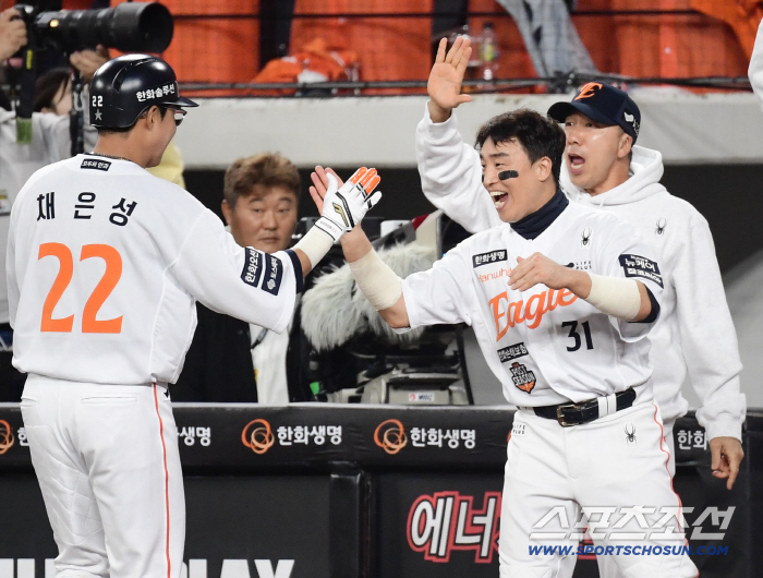  Chae Eun-sung's Son Ah-seop's RBI and score to gain the upper hand