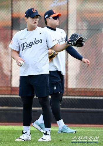  Kim Seohyun Ryu Hyunjin, with a new determination