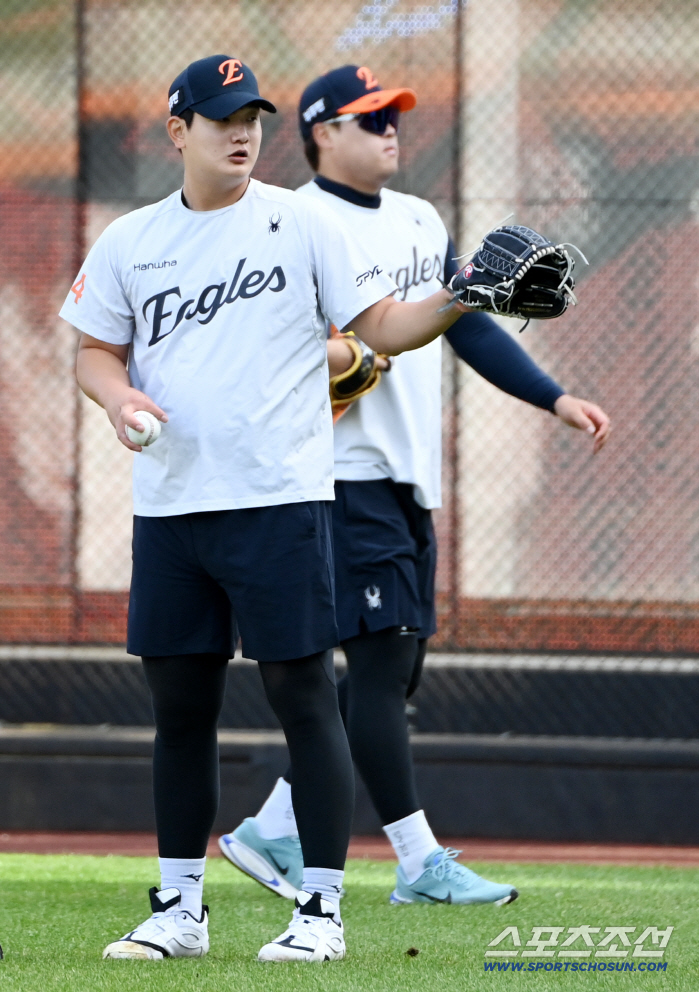  Kim Seohyun Ryu Hyunjin, with a new determination