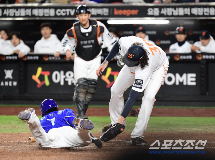  Lee Jaehyun scored when he was not out
