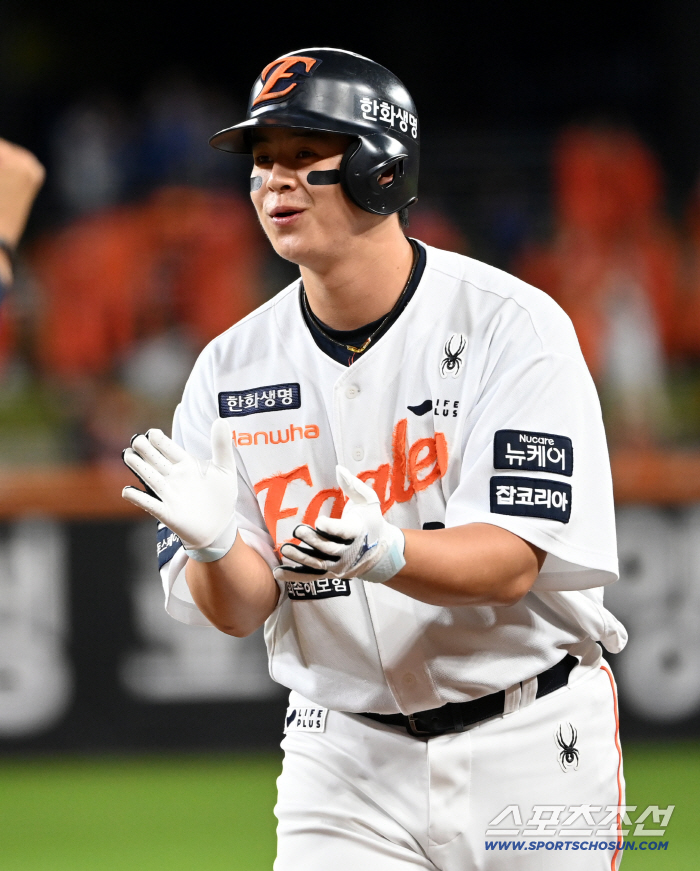  Roh Si-hwan, 1 RBI timely hit. Good first RBI