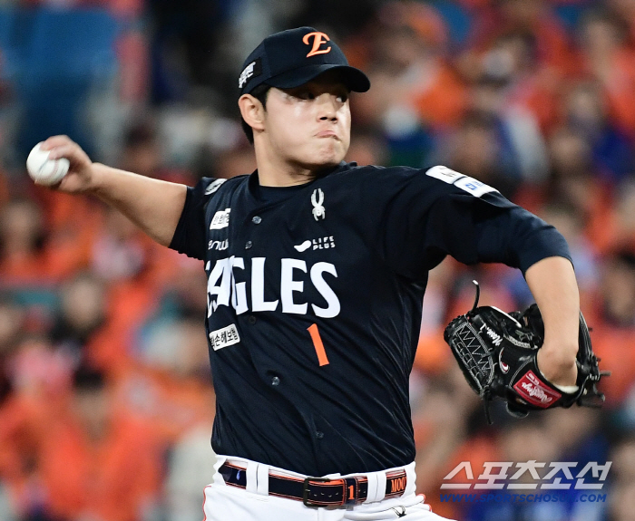 Chirinostalhurst vs Ryu Hyun-jin Moon Dong-ju Korean Series Jamsil Daejeon Foreigners domestic one-two punch face-off