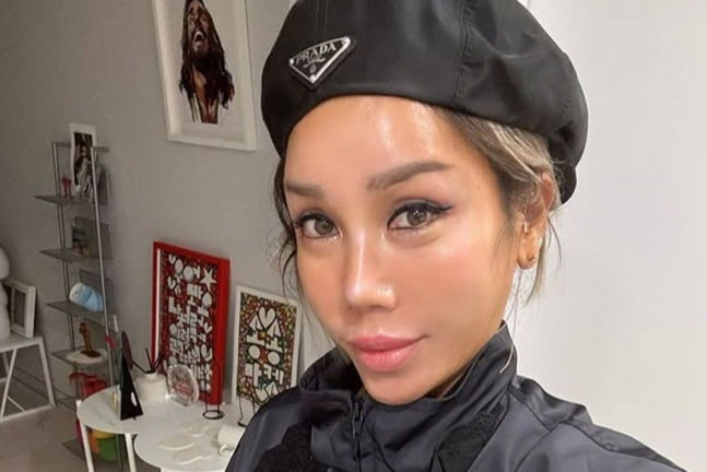 Kang Won-rae ♥ Kim Song Cockroaches in Haters After Democratic Party Intervention