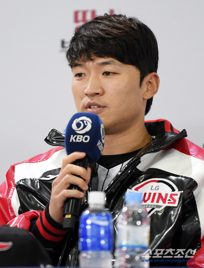  LG Captain Park Hae Min's stern resolution