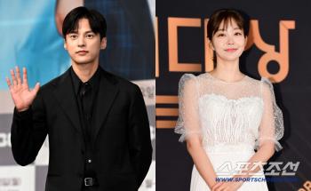 The drama has become a reality...Yoon Sun-woo ♥ Kim Ga-eun gets married today (26th) after dating for 9 years