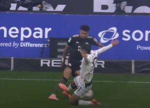 Díaz's ankle almost ached. Korean Derby ended in vain in 19 minutes...Fighter castrope murder tackle → Discharge shock, full-time Kim Min-jae 30 decision win