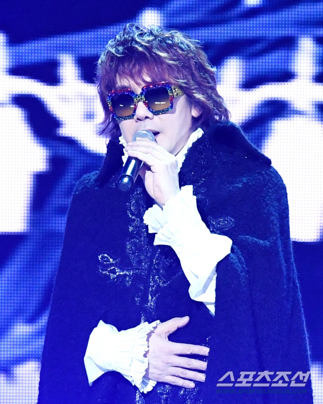 I hate Kim Jang-hoon's overuse of power, love Dokdo...an apology to Song Il-guk for banning entry into the country