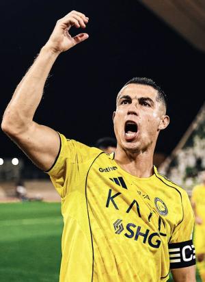 I'm not a human being. I'm only 50 goals up to 1000 goals…Ronaldo has scored four consecutive goals → 950th goal in a row