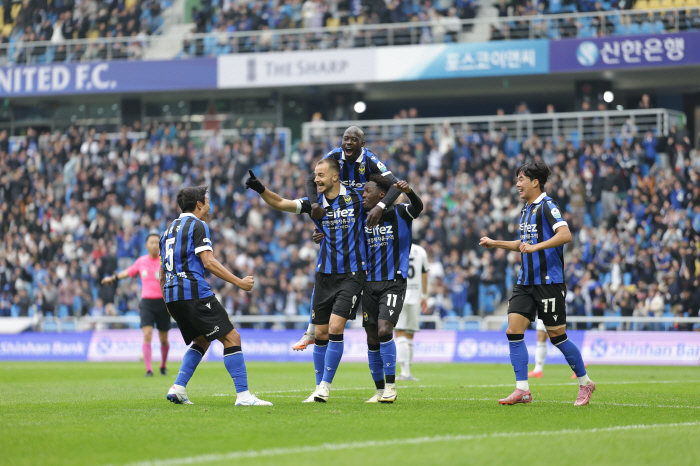 Incheon Eventually Ends Promotion War...Gyeongnam 30 rout K League 2 early wins  K League 1 return