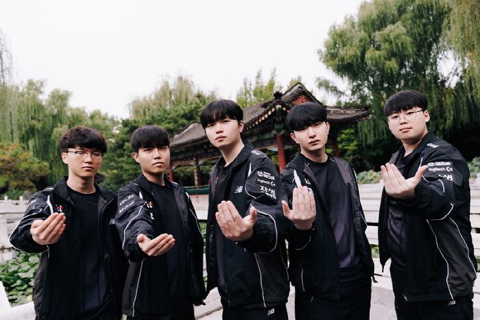 Four LCK teams that have all reached the quarterfinals, which team is advantageous for the match?