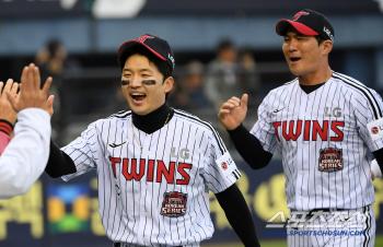 Park Hae Min and Oh Ji Hwan, a thrilling feeling