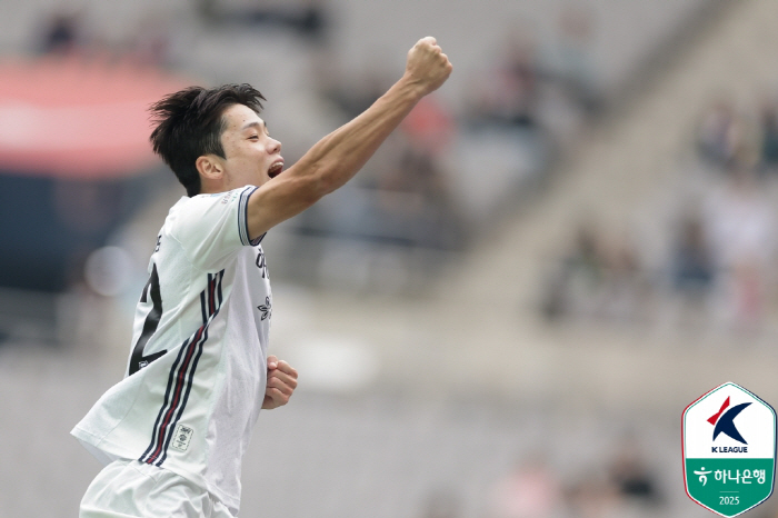 Lin Guard from Manchester United went crazy In the second half of the match against Gangwon-do, 02 → 42 miraculous come-from-behind victory...One help from Moon Seon-min who died and survived