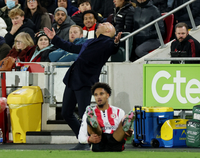 Salah's era is over! Liverpool, who are shocked by their fourth consecutive goal in 42 days, will be fired in the morning towards the Brentford fan slot. Mocked...23 Tears in a general crisis