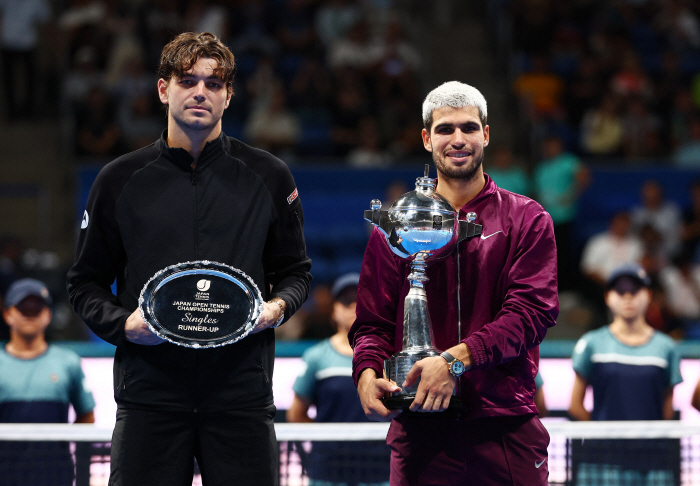 Why do you pass China, and only play in Korea!→ Fans' verbal abuse towards the world's most hypocritical world No. 1 may not be understood by players