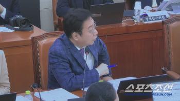 Are you preparing properly to host the Jeonju Summer Olympics? Rep. Jeong Yeon-wook and Rep. Bae Hyun-jin strongly criticized
