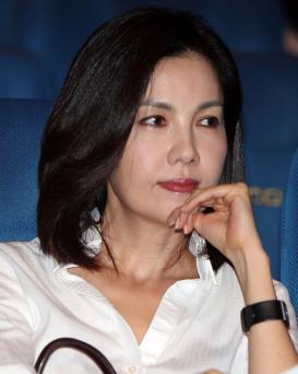 Baek Ji-yeon of Hyundai's in-laws said, 'I'm having a hard time with my own responsibility and self-destruction'