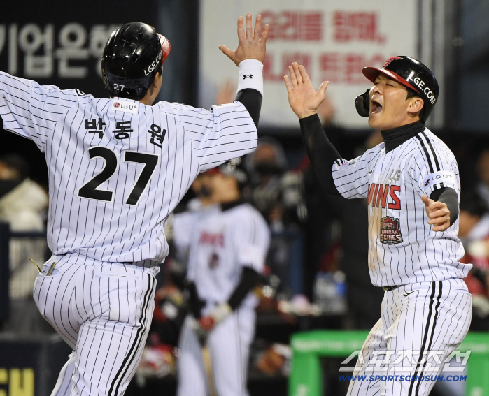 Four-point gap against Ryu Hyun-jin? Just one inning was enough...Active volcano LG's lineup succeeded in turning over 5 points at once