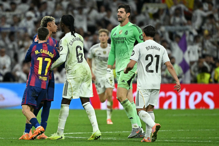 Hey, you punk! Talk more! El Clasico Scuffles Big Bang Real always steals wide range provocation → Vinicius Fury rush