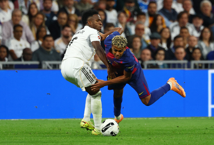 Hey, you punk! Talk more! El Clasico Scuffles Big Bang Real always steals wide range provocation → Vinicius Fury rush