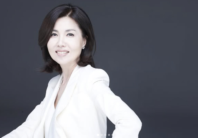 Hyundai's in-laws Baek Ji-yeon is worried about fatal lung injury in the emergency room due to inhaling toxic gases