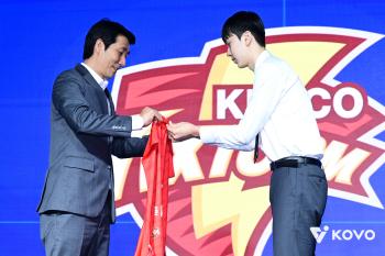 If Lee Woo-jin is Kwak Seung-seok, why didn't KEPCO, which is not in Korea, choose an overseas team?