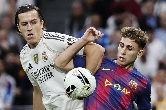 Let's play outside! El Clasico → I miss the time of Menaldo...It's meaningless conflict that only frowns on the fans
