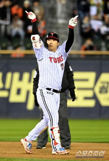 Let's watch the video, Moon Bo-kyung, who is sure of a home run!