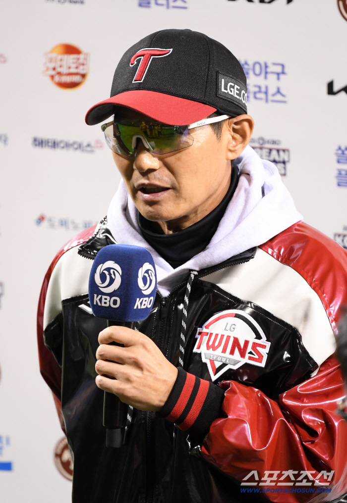  LG manager Yeom Kyung-yeop has 2 wins to win