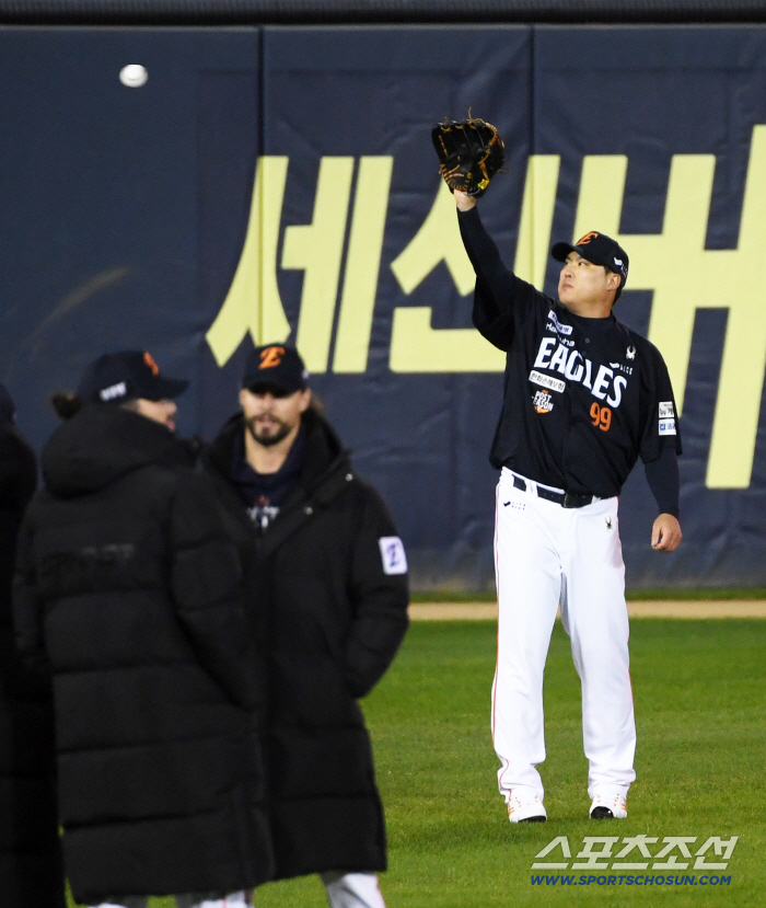  Ryu Hyun-jin's heavy shoulders