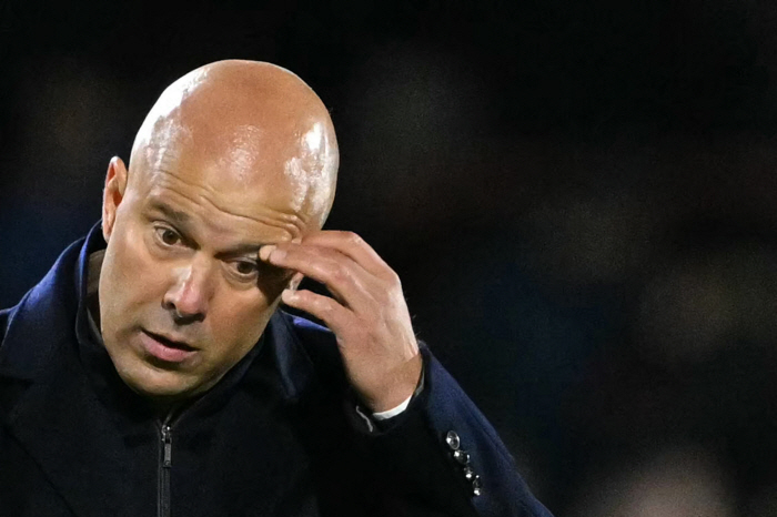 Big crisis shock revelation! Liverpool and Manchester United→ Lack of physical players...Slot hard snow